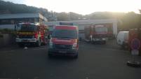 Die &Uuml;bungsfahrzeuge auf dem Hof des Feuerwehrger&auml;tehauses in Buchenau